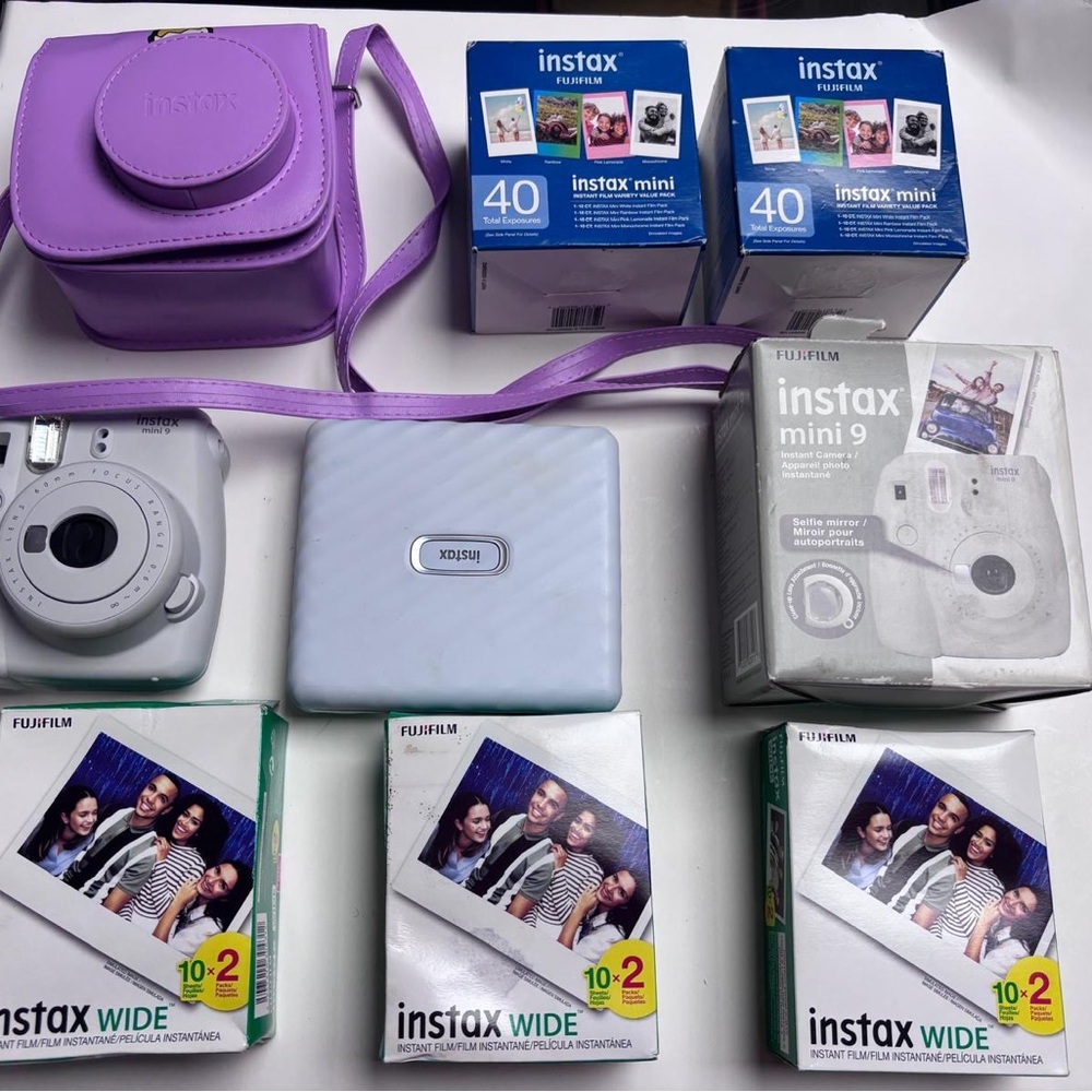 Fujifilm Instax Mini 9 Includes Everything Shown In The Photo.